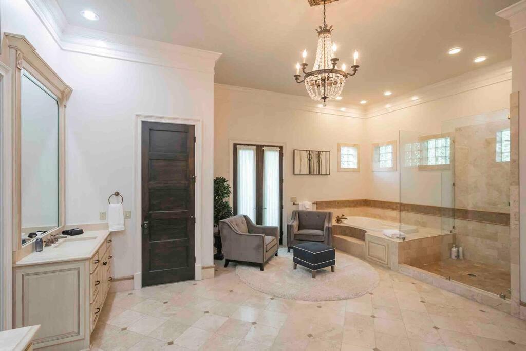 Supreme Luxury For Discerning Tastes Villa Nashville Bagian luar foto