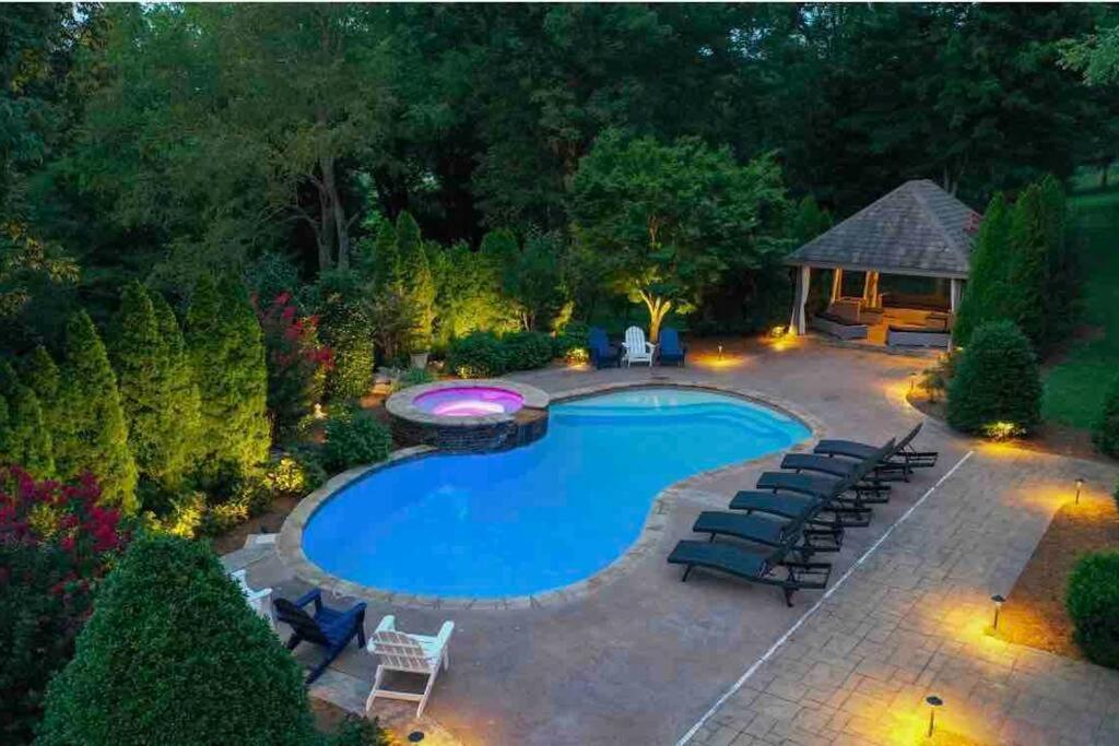 Supreme Luxury For Discerning Tastes Villa Nashville Bagian luar foto