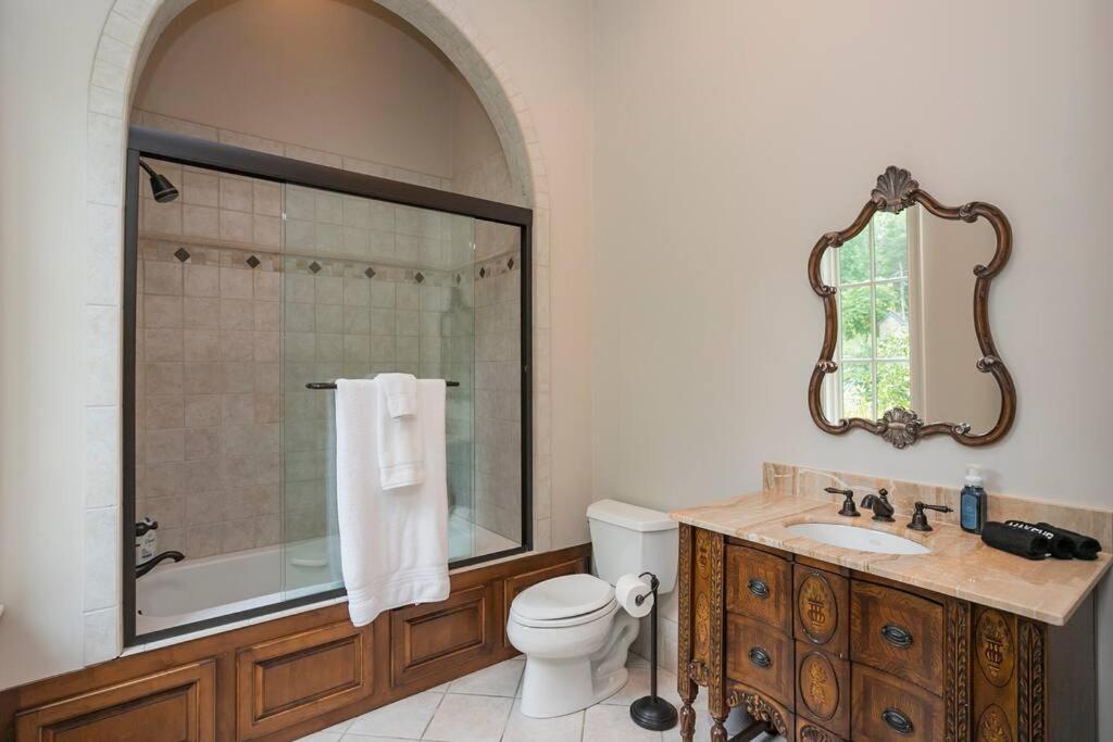 Supreme Luxury For Discerning Tastes Villa Nashville Bagian luar foto