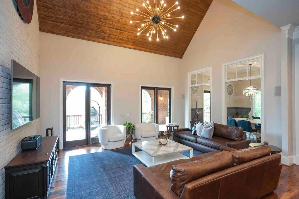 Supreme Luxury For Discerning Tastes Villa Nashville Bagian luar foto