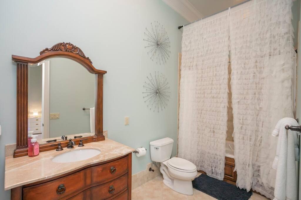Supreme Luxury For Discerning Tastes Villa Nashville Bagian luar foto